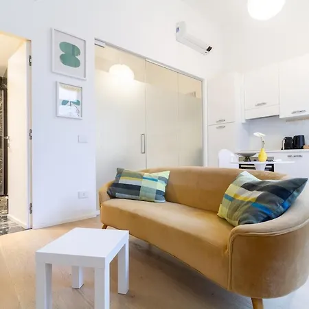 Shopping District Lejlighed