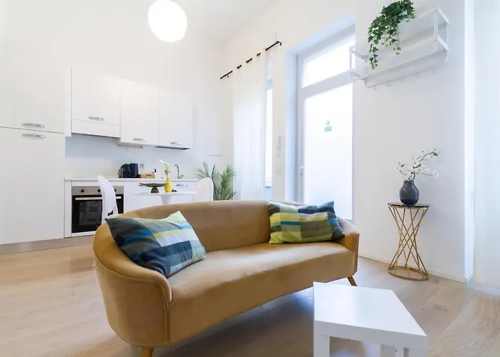 Shopping District Lejlighed