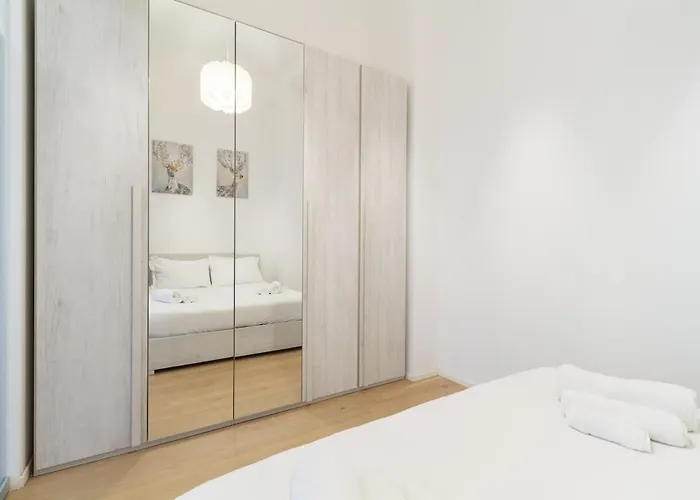 Shopping District Lejlighed Milano